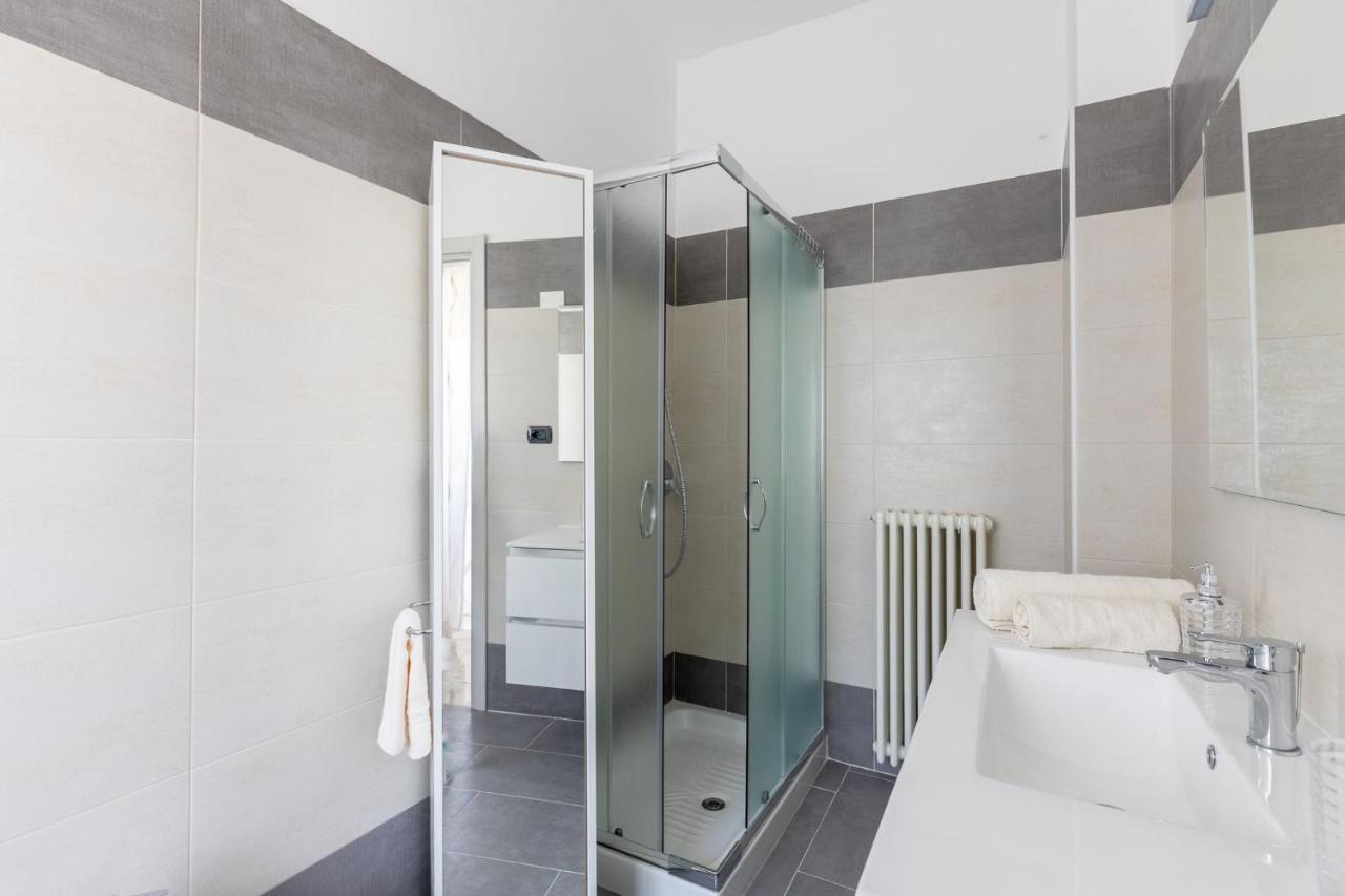 Easy Stay Verona Rooms ภายนอก รูปภาพ