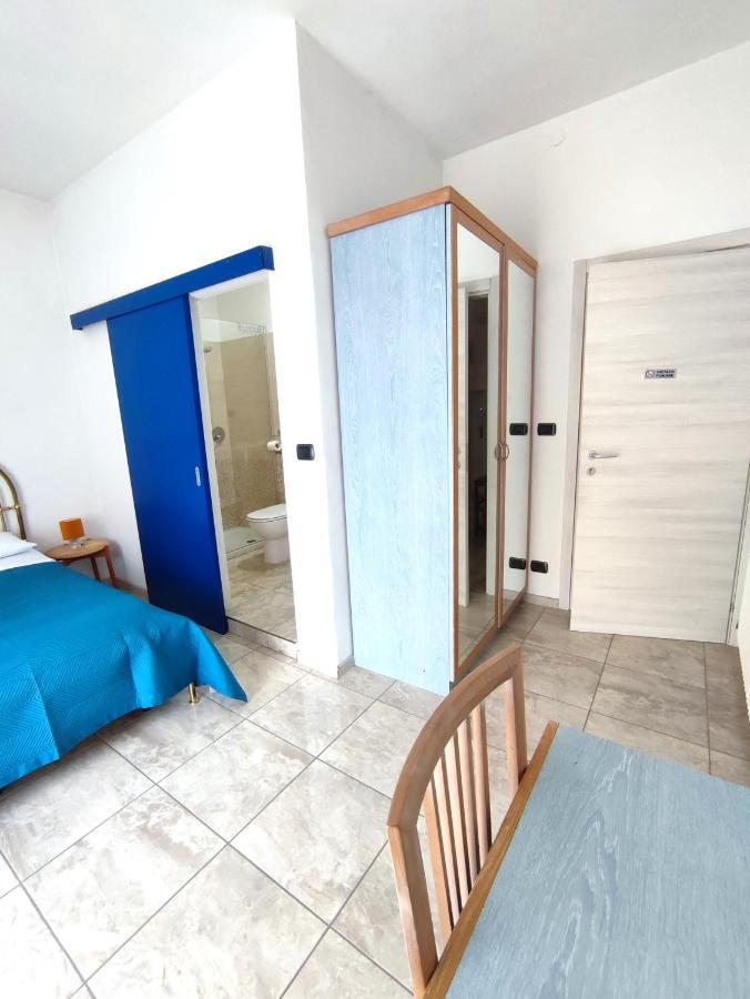 Easy Stay Verona Rooms ภายนอก รูปภาพ
