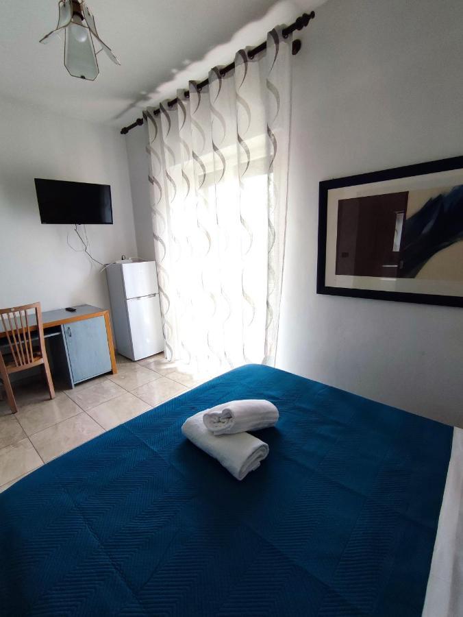 Easy Stay Verona Rooms ภายนอก รูปภาพ